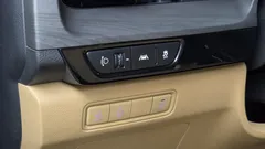 2023 Kia Carnival Gasoline 9-Seater Prestige — фото 19