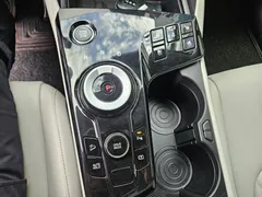2023 Kia Sportage Signature 2WD — фото 9