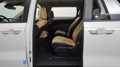 2023 Kia Carnival Gasoline 9-Seater Prestige — фото 12