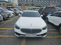 2022 Mercedes-Benz E-Class E220d 4MATIC Exclusive — фото 13