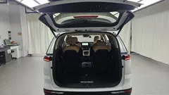 2022 Kia Carnival Diesel 9-Seater Signature — фото 18