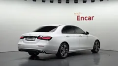 2022 Mercedes-Benz E-Class E350 4MATIC Avantgarde — фото 2