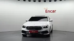 2022 Mercedes-Benz E-Class E350 4MATIC Avantgarde — фото 3