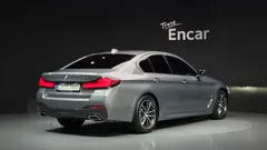 2023 BMW 5-Series 520i M Sport — фото 2