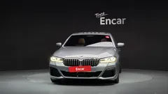 2023 BMW 5-Series 520i M Sport — фото 3