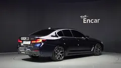 2023 BMW 5-Series 530i xDrive M Sport Package — фото 2