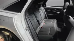 2023 Audi A6 45 TFSI Quattro Premium — фото 11