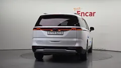 2023 Kia Carnival Gasoline 9-Seater Prestige — фото 4
