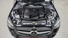 2023 Mercedes-Benz C-Class C200 Avantgarde — фото 6