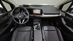2023 BMW 2-Series 220i Luxury — фото 7
