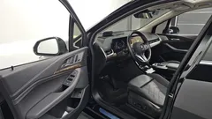 2023 BMW 2-Series 220i Luxury — фото 10