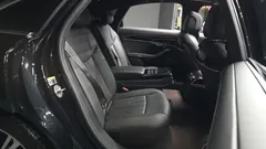 2023 Audi A8 50 TDI Quattro Premium — фото 12