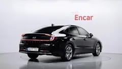 2022 Hyundai Sonata 2.0 — фото 2