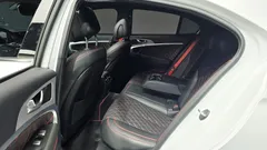 2023 Genesis G70 Gasoline 2.0T 4WD — фото 12