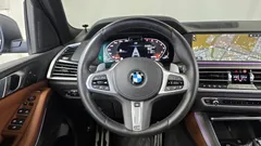 2022 BMW X5 xDrive 40i M Sport — фото 12