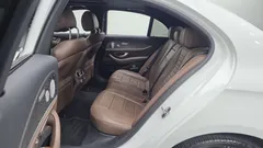2022 Mercedes-Benz E-Class E350 4MATIC Avantgarde — фото 11