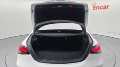 2022 Mercedes-Benz E-Class E350 4MATIC Avantgarde — фото 17