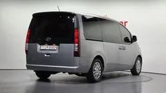 2023 Hyundai Staria Tourer 11-Seater — фото 2