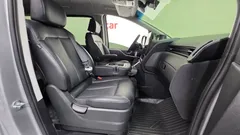 2023 Hyundai Staria Tourer 11-Seater — фото 10