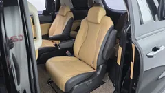 2023 Kia Carnival Diesel 9-Seater Prestige — фото 11