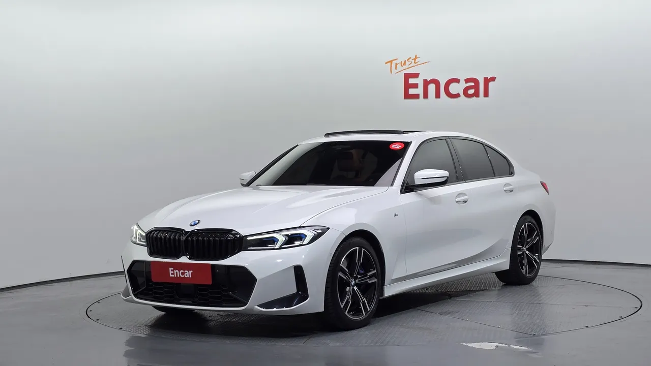 2024 BMW 3-Series 320i M Sport