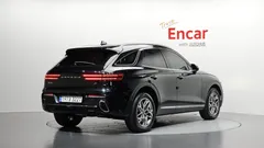 2023 Genesis GV70 3.5T Gasoline AWD — фото 2