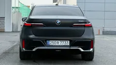 2023 BMW 7-Series 740i sDrive M Sport — фото 4