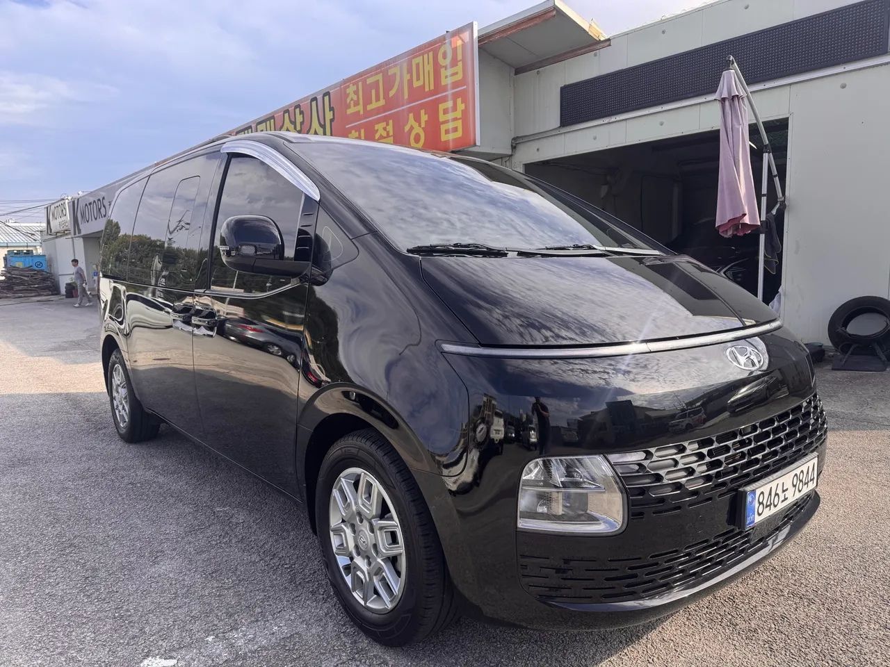 2024 Hyundai Staria Cargo 5-Seater