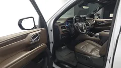 2022 Chevrolet Tahoe 6.2 Dark Knight 4WD — фото 10