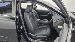 2023 Hyundai Sonata Premium Plus — фото 11