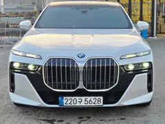 2023 BMW 7-Series 740i sDrive M Sport — фото 1