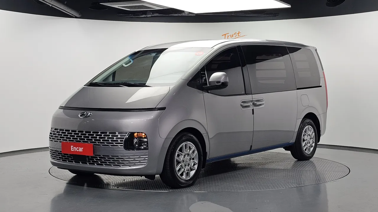 2022 Hyundai Staria Cargo 3-Seater