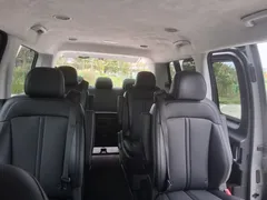 2022 Hyundai Staria Lounge 9-Seater — фото 19