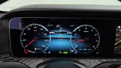 2022 Mercedes-Benz E-Class E350 4MATIC Avantgarde — фото 8