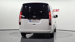 2023 Hyundai Staria Tourer 9-Seater — фото 4