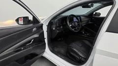 2023 Hyundai Avante Smart, белый — фото 10