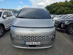2023 Hyundai Staria Tourer 11-Seater — фото 3