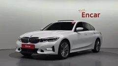 2022 BMW 3-Series 320i Luxury — фото 1