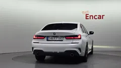 2022 BMW 3-Series 320i M Sport — фото 4