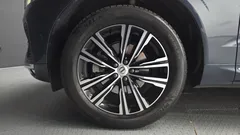 2022 Volvo XC60 B5 Inscription — фото 5
