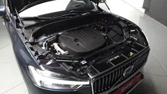 2022 Volvo XC60 B5 Inscription — фото 6