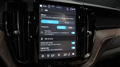 2022 Volvo XC60 B5 Inscription — фото 19