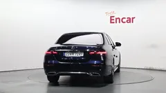 2023 Mercedes-Benz E-Class E250 AMG Line — фото 4