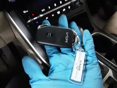 2023 Kia Carnival Diesel 9-Seater Prestige, чёрный — фото 17
