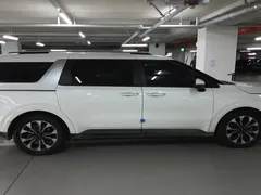 2023 Kia Carnival Diesel 9-Seater Prestige — фото 10