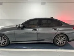2022 BMW 3-Series 320i M Sport — фото 3