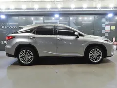 2022 Lexus RX Executive — фото 3