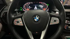 2022 BMW 5-Series 530i xDrive Luxury — фото 18