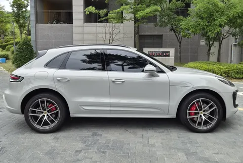 2023 Porsche Macan 2.9 S
