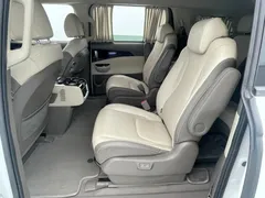 2023 Kia Carnival Diesel 9-Seater Hi-Limousine — фото 20